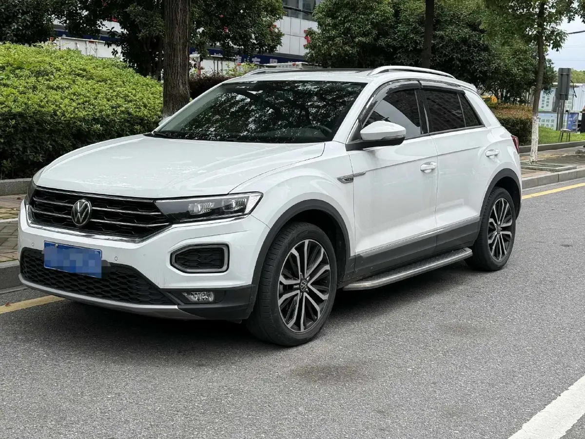 2022 Volkswagen T-Roc 1.4T 150HP L4 7DCT
