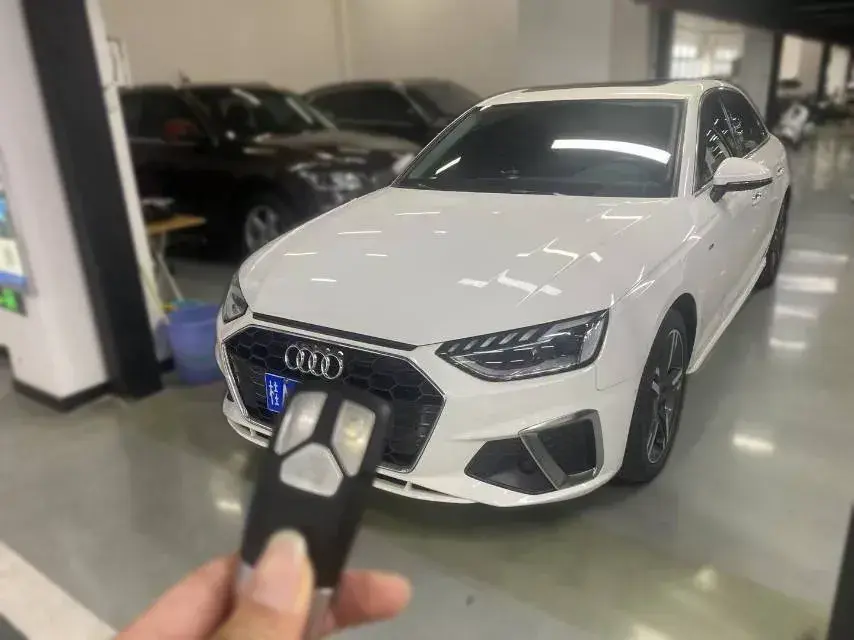 2020 Audi A4L 2.0T 190HP L4 7DCT