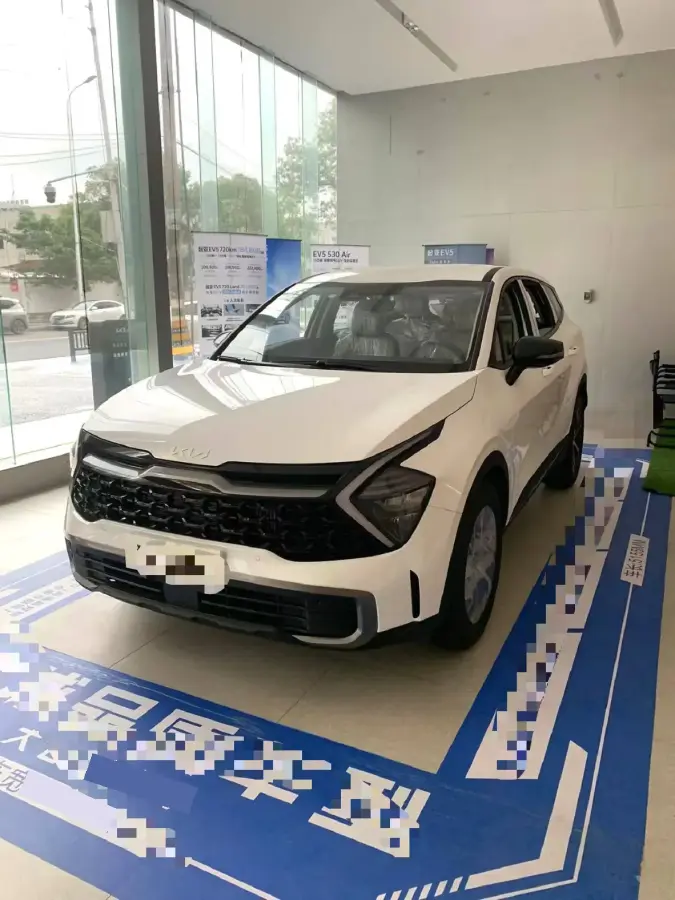 2025 Kia Sportage 1.5T 200HP L4 8AT