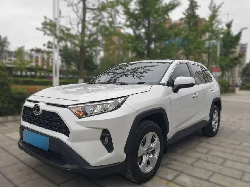 2023 Toyota RAV4 2.0L 171HP L4 CVT