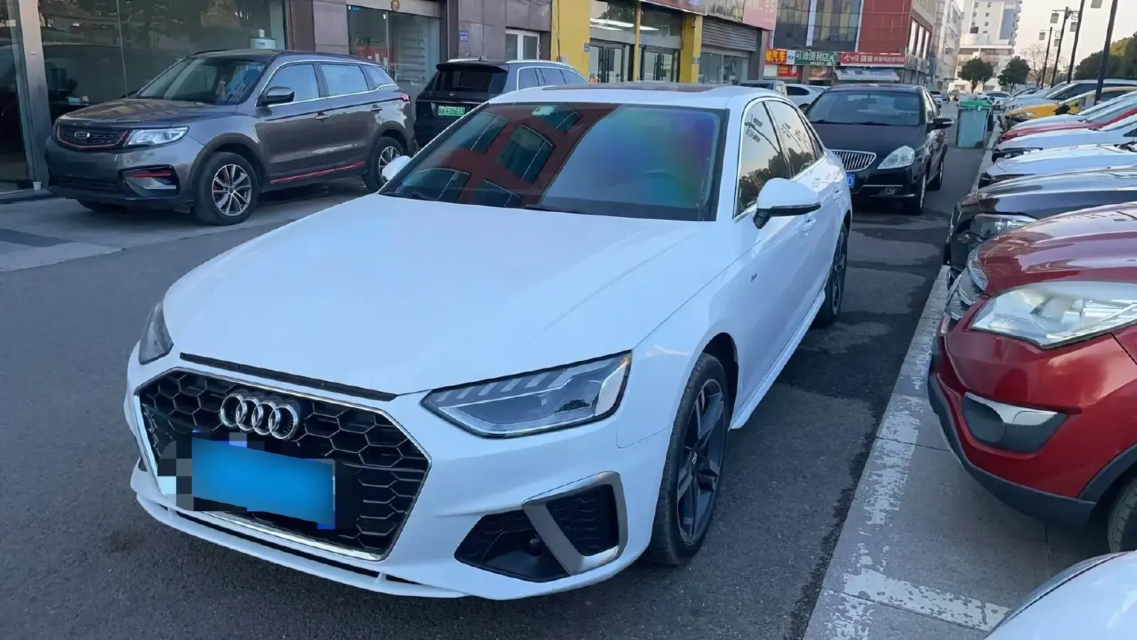 2022 Audi A4L 2.0T 190HP L4 7DCT