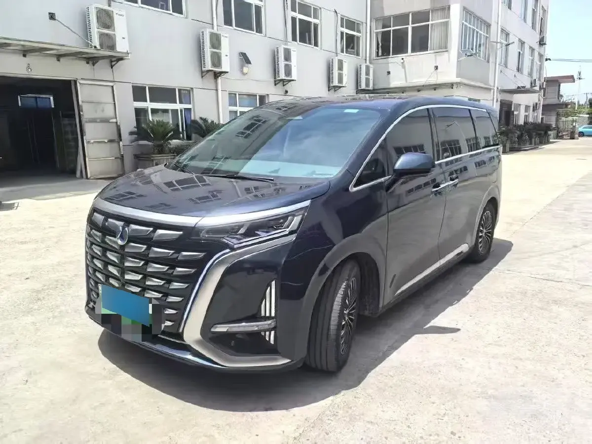 2022 Denza D9 1.5T 139HP L4 E-CVT PHEV 40.06KWH