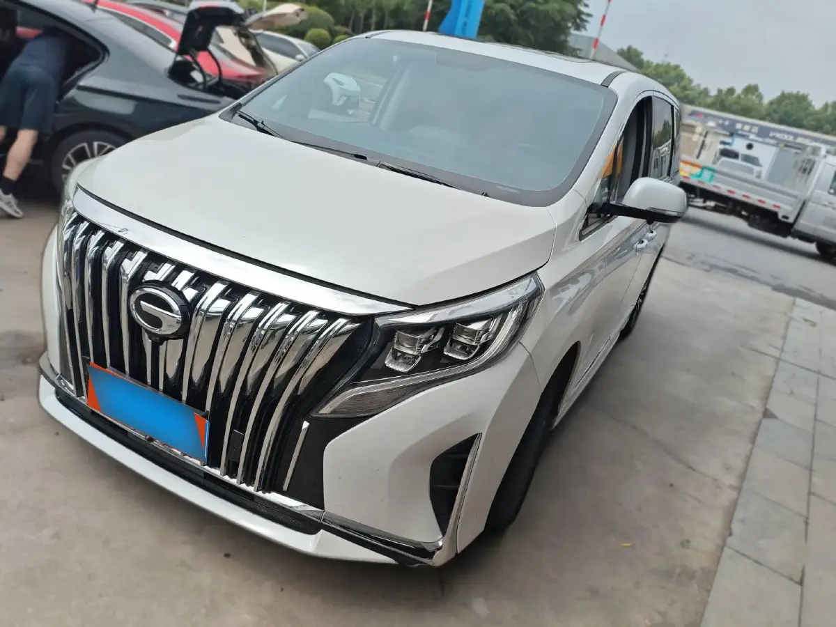 2023 GAC Trumpchi M8 2.0T 252HP L4 8AT