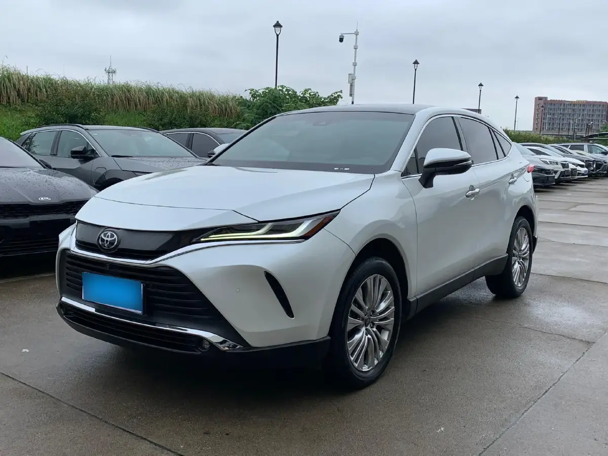 2022 Toyota Harrier 2.0L 171HP L4 CVT