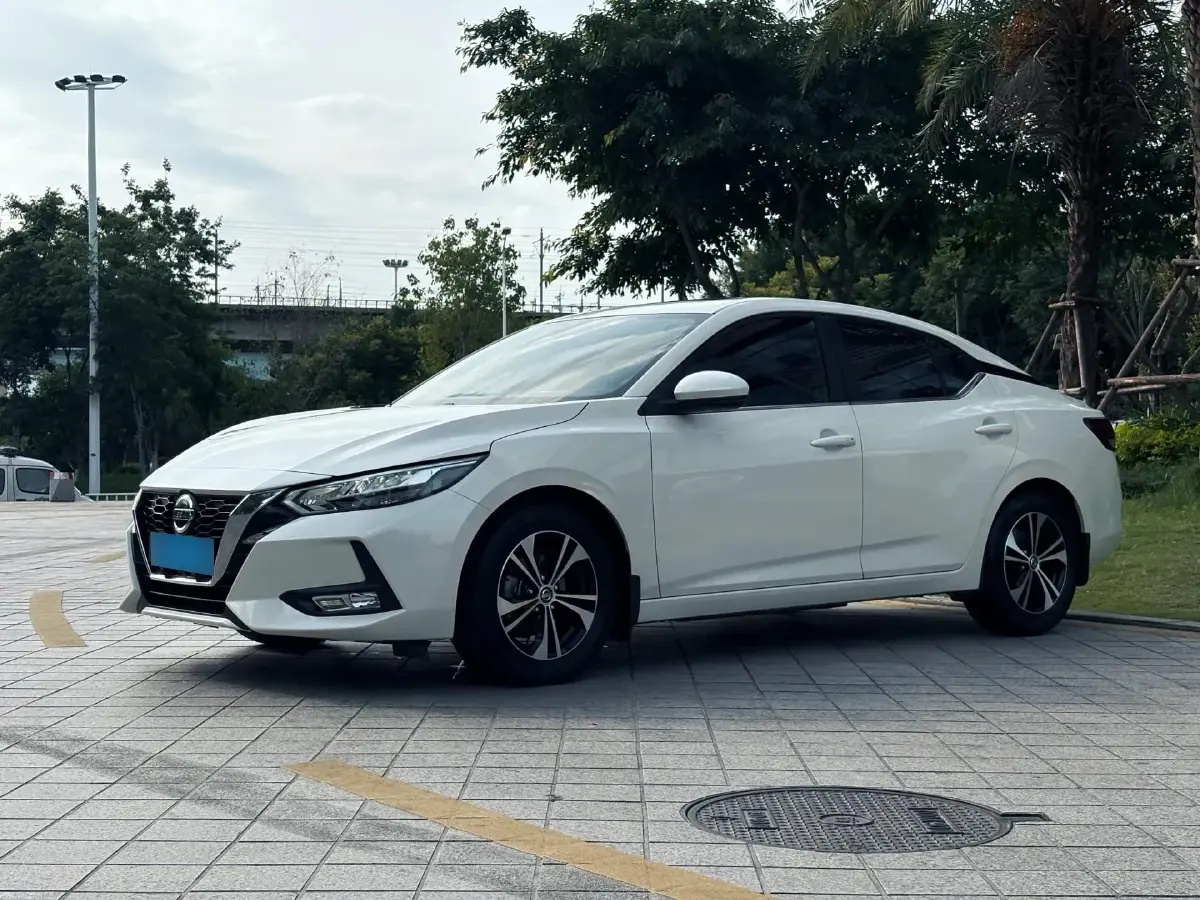 2022 Nissan Sylphy 1.6L 135HP L4 CVT