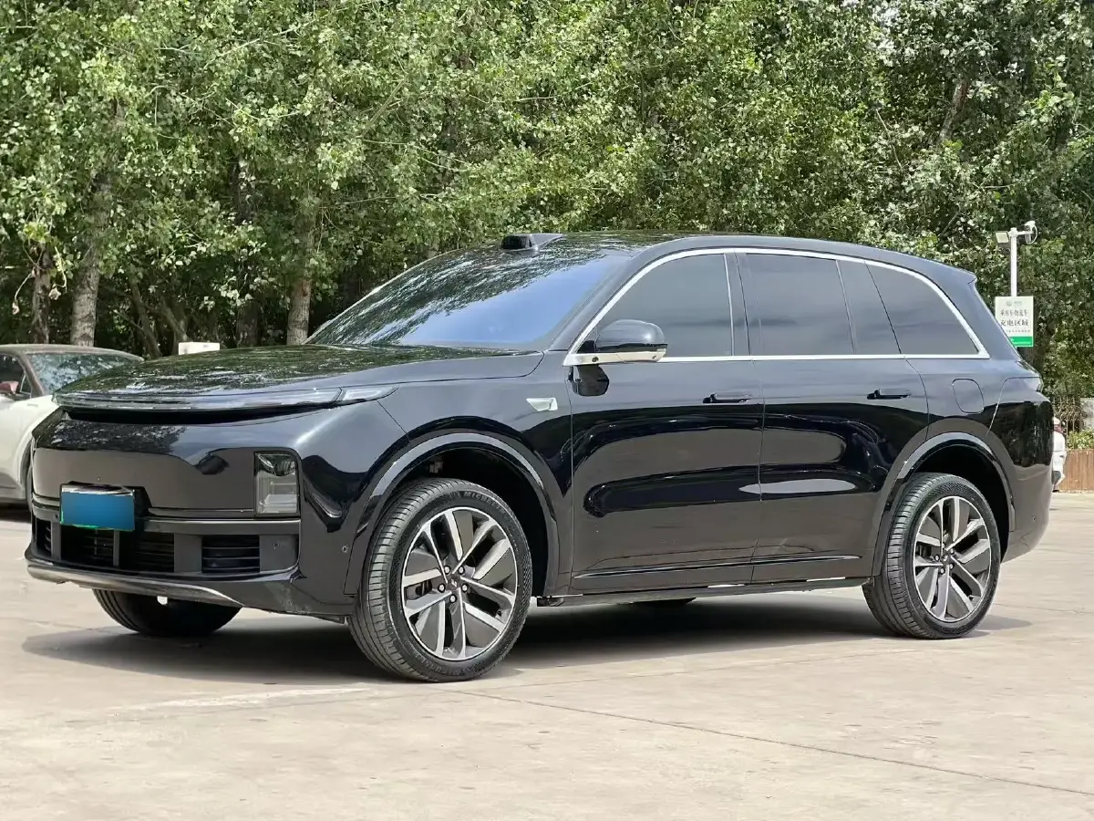 2023 Li L8 Range Extended 154HP REEV 40.9KWH