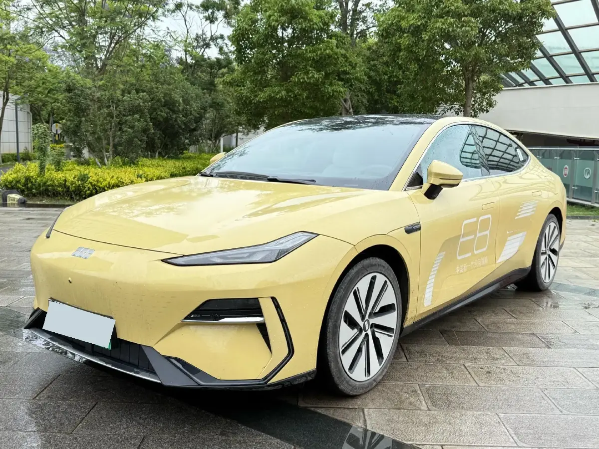 2024 Geely Galaxy E8 BEV 76KWH