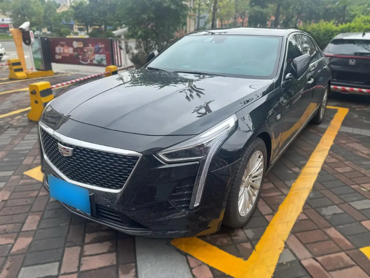 2022 Cadillac CT6 2.0T 237HP L4 10AT