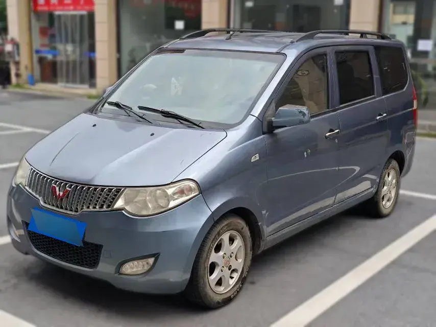 2014 WuLing HongGuang 1.5L 112HP L4 5MT