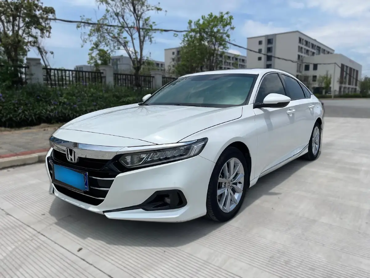 2022 Honda Accord 1.5T 194HP L4 CVT