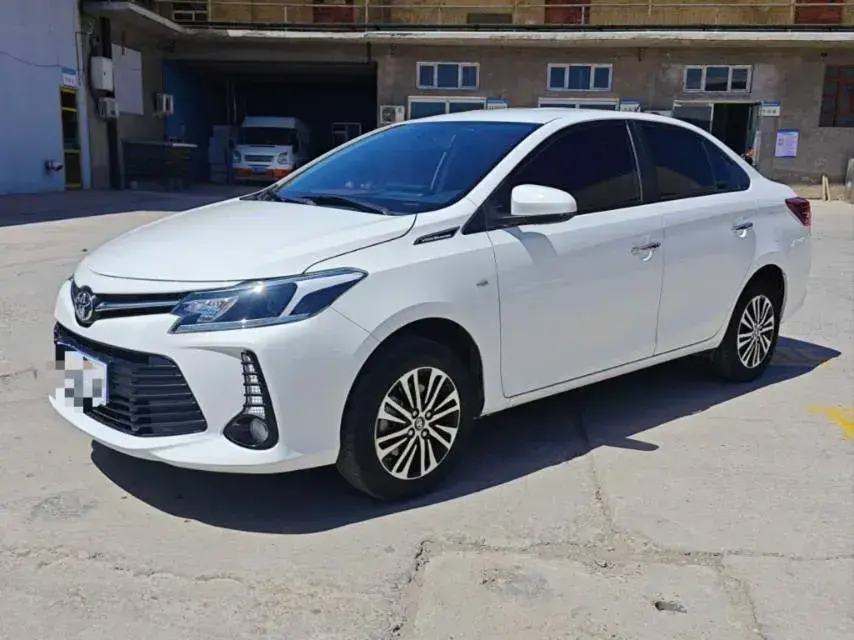 2022 Toyota Vios 1.5L 112HP L4 CVT