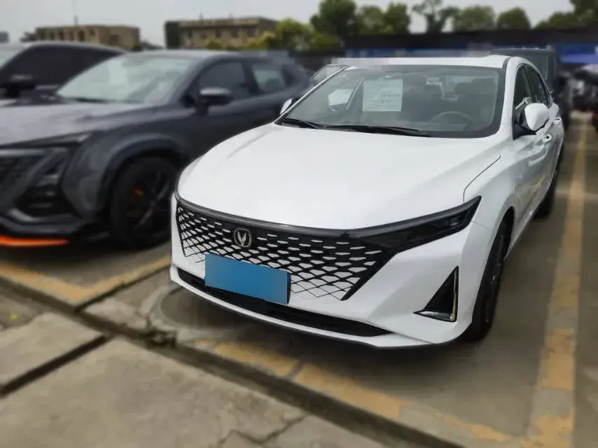 2023 ChangAn Raeton Plus 1.5T 188HP L4 7DCT
