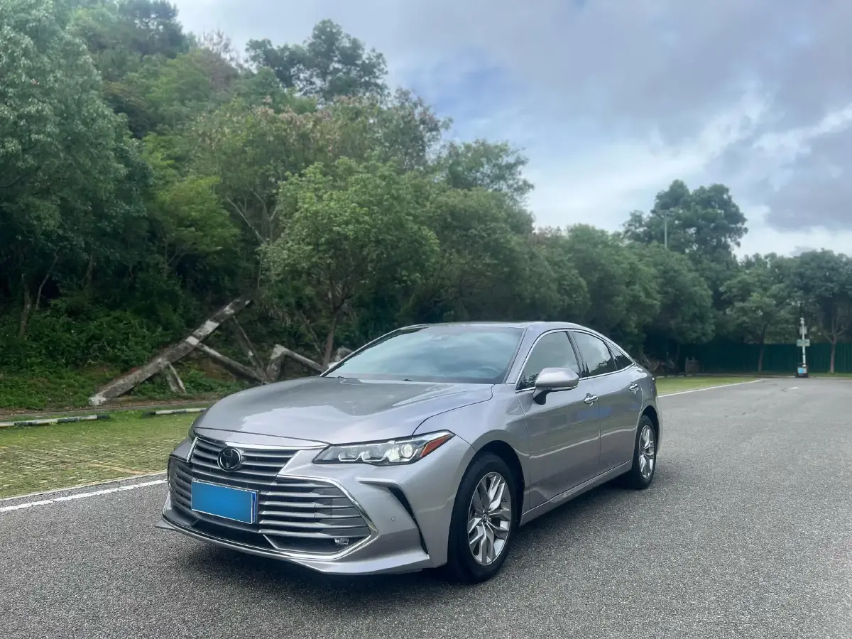 2019 Toyota Avalon 2.0L 178HP L4 CVT