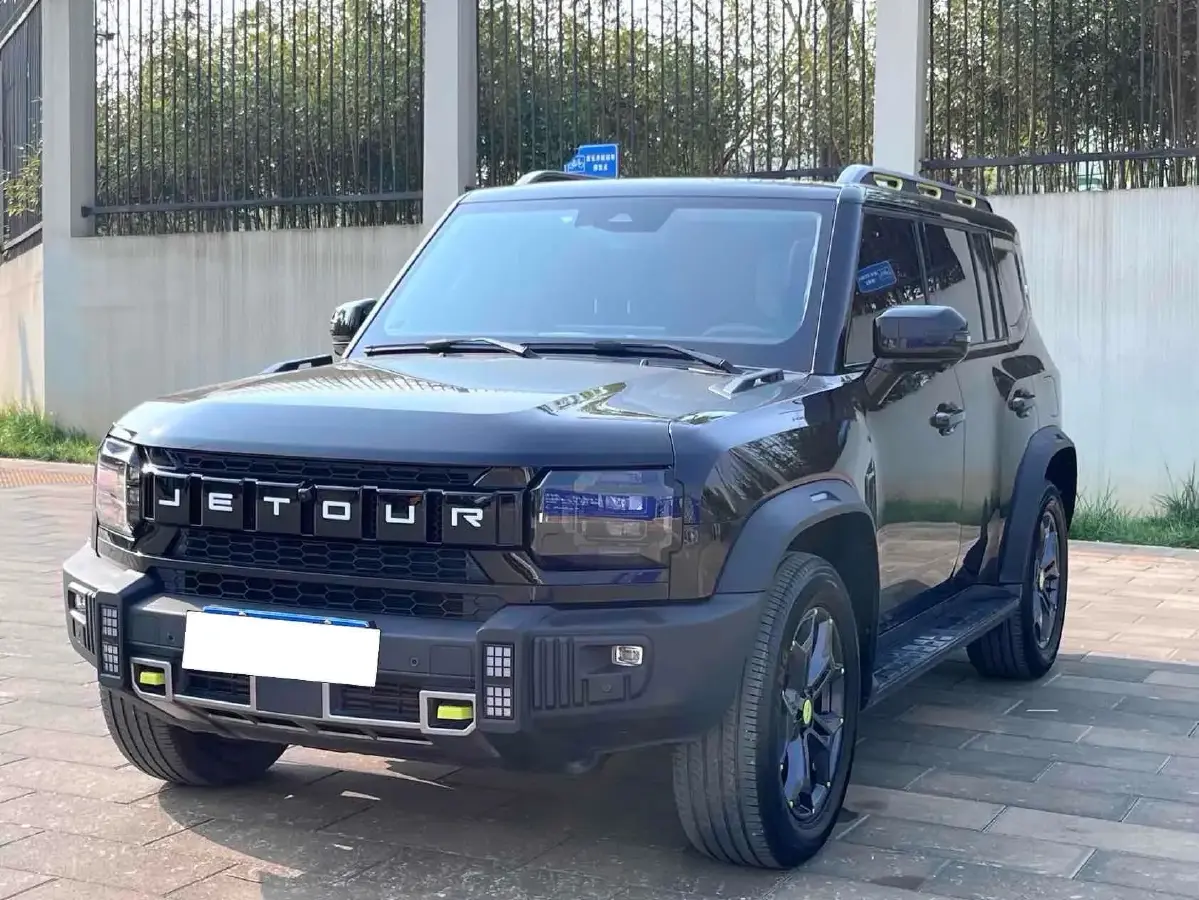 2023 Jetour Traveller 2.0T 254HP L4 7DCT