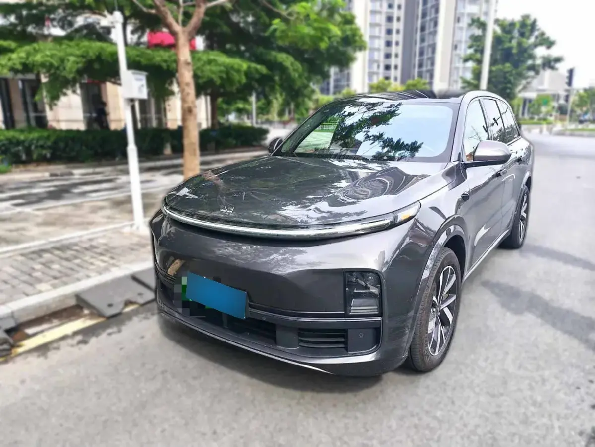 2023 Li L8 Range Extended 154HP REEV 40.9KWH