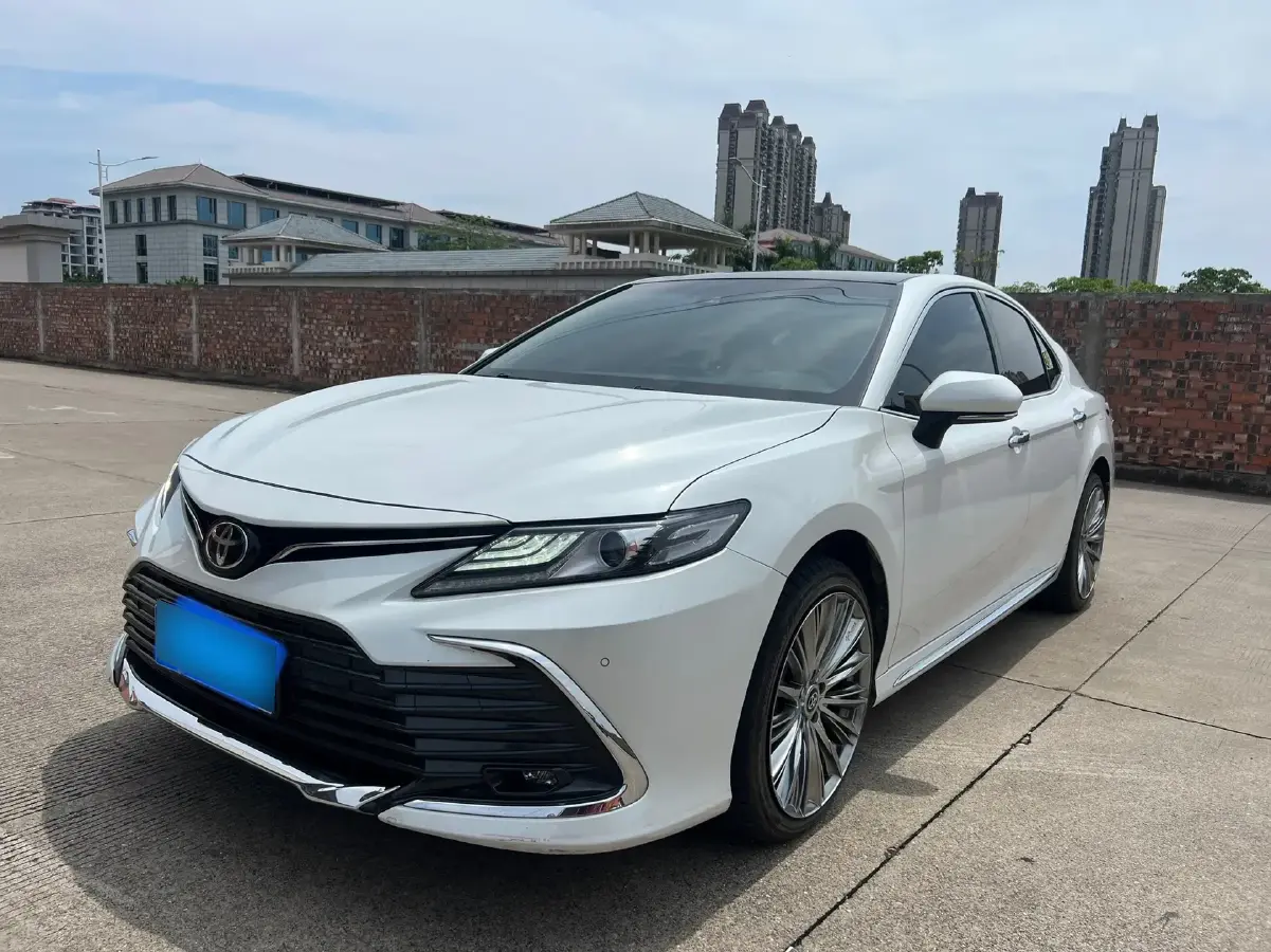 2023 Toyota Camry 2.0L 177HP L4 CVT