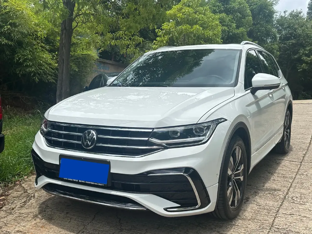 2024 Volkswagen Tiguan L 2.0T 186HP L4 7DCT