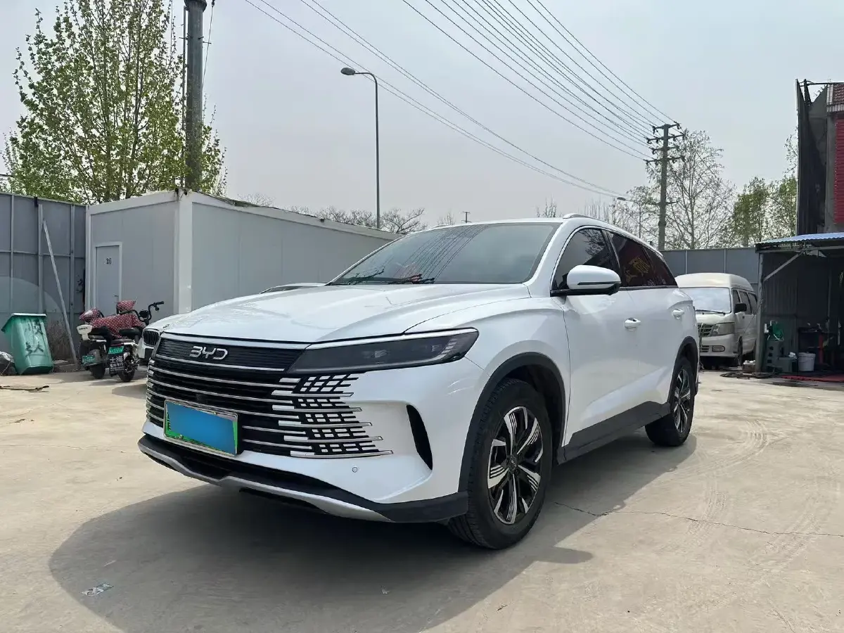 2025 BYD Sea Lion 05 DM-i 1.5L 101HP L4 E-CVT PHEV 18.3KWH