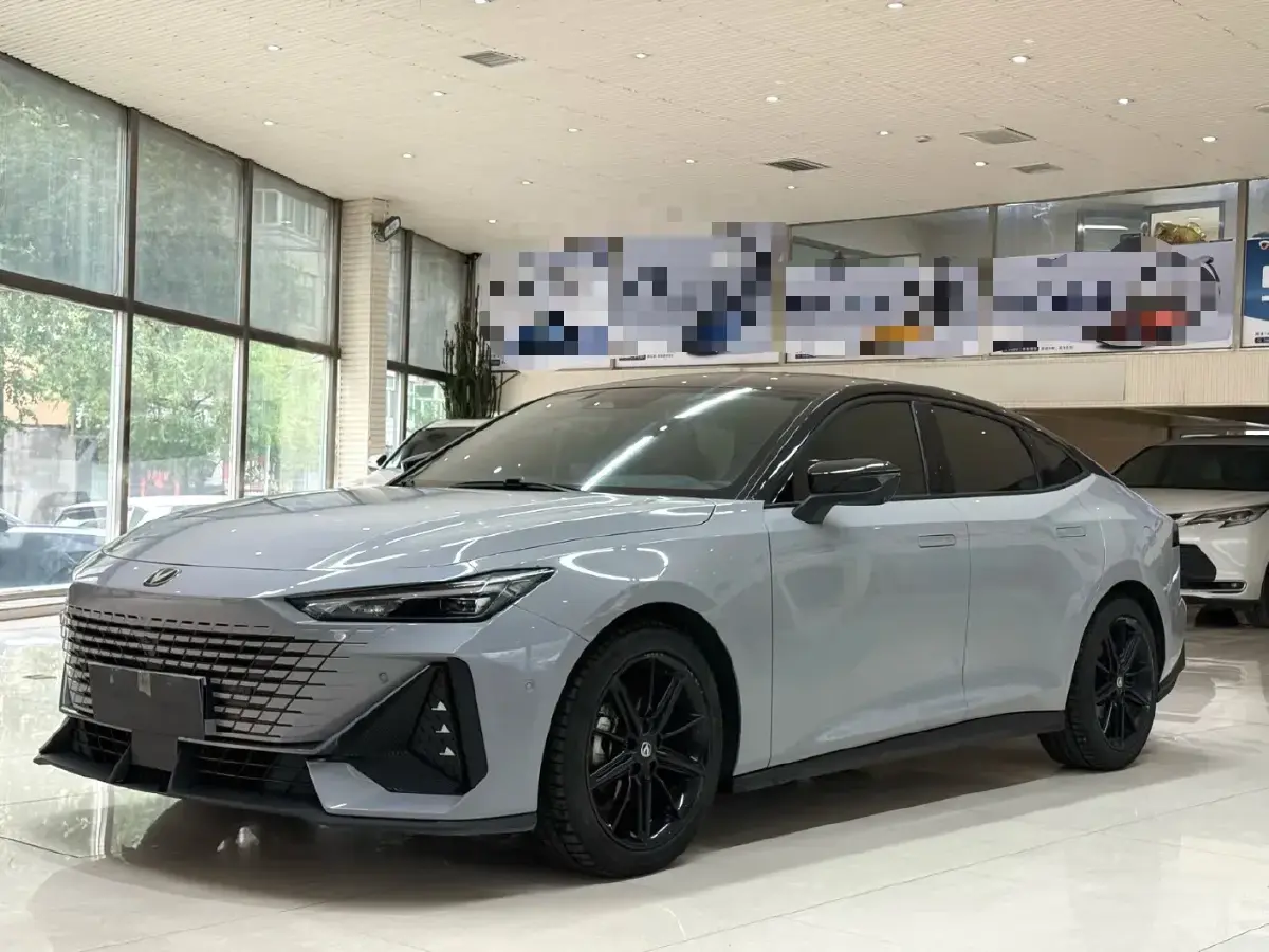 2022 ChangAn UNI-V 1.5T 188HP L4 7DCT