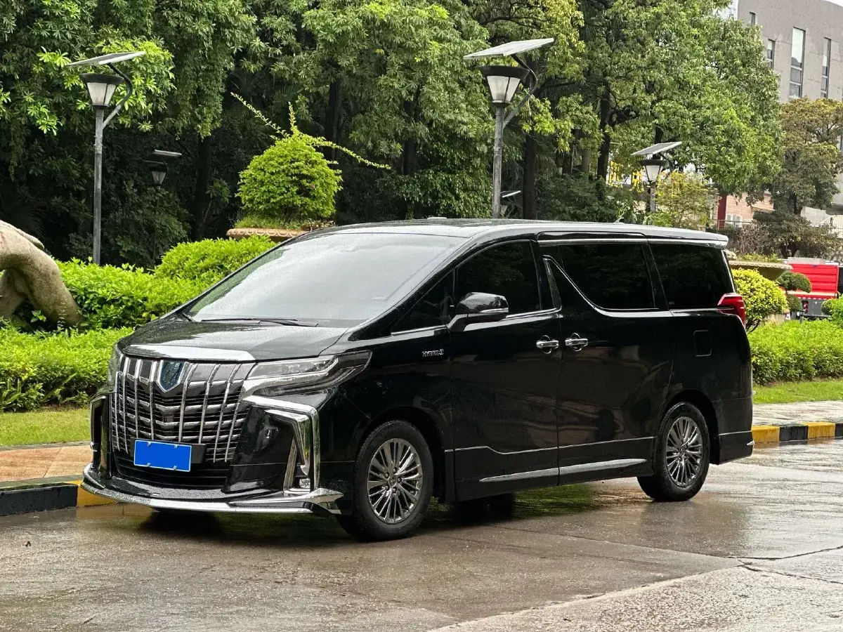2021 Toyota Alphard 2.5L 117HP L4 E-CVT Hybrid