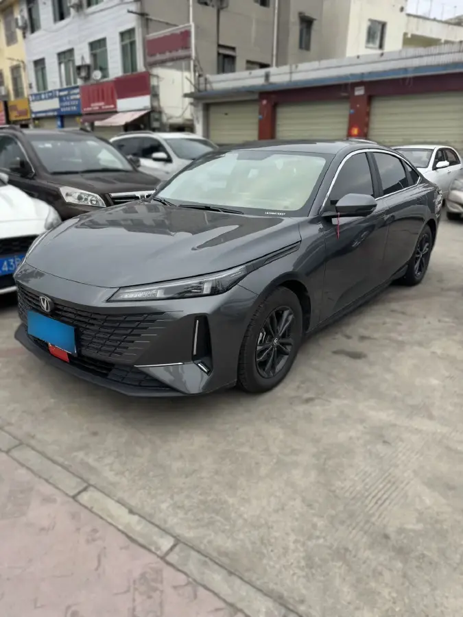 2023 ChangAn Lamore 1.5T 170HP L4 7DCT