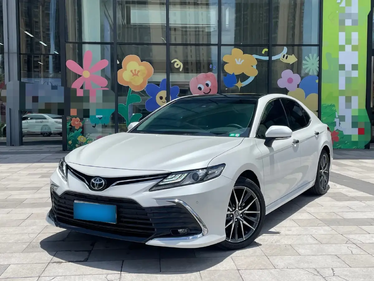 2021 Toyota Camry 2.5L 209HP L4 8AT