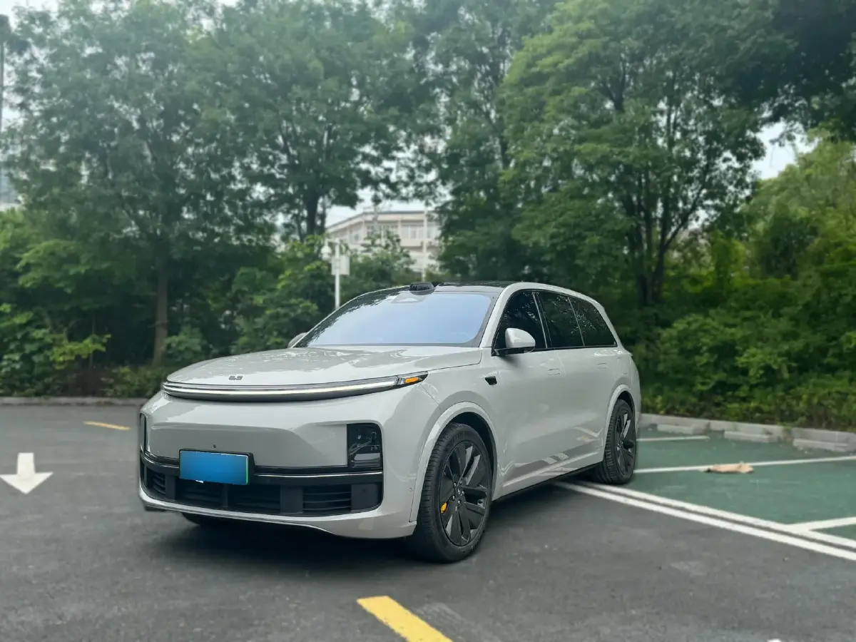 2022 Li L9 Range Extended 154HP REEV 42.6KWH