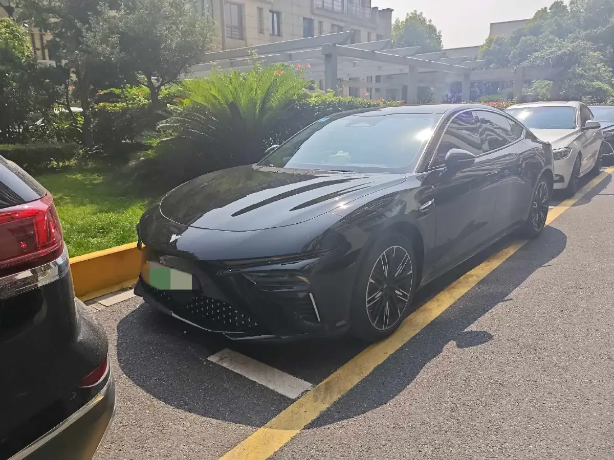 2022 Neta S Range Extended 231HP REEV 43.88KWH