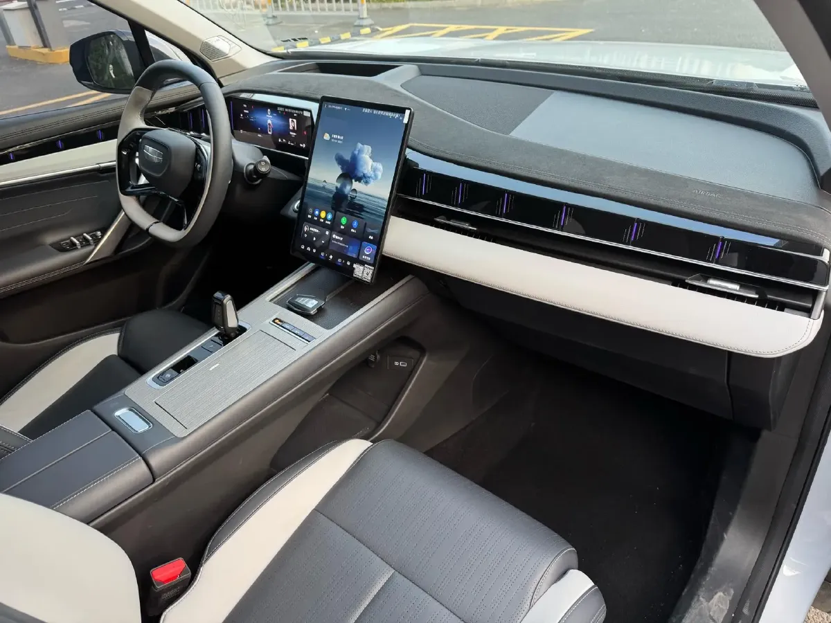 2024 Geely StarRay 1.5T 181HP L4 7DCT,autocango,china used car exporter,china ev exporter,chinese used car exporter,chinese used ev exporter