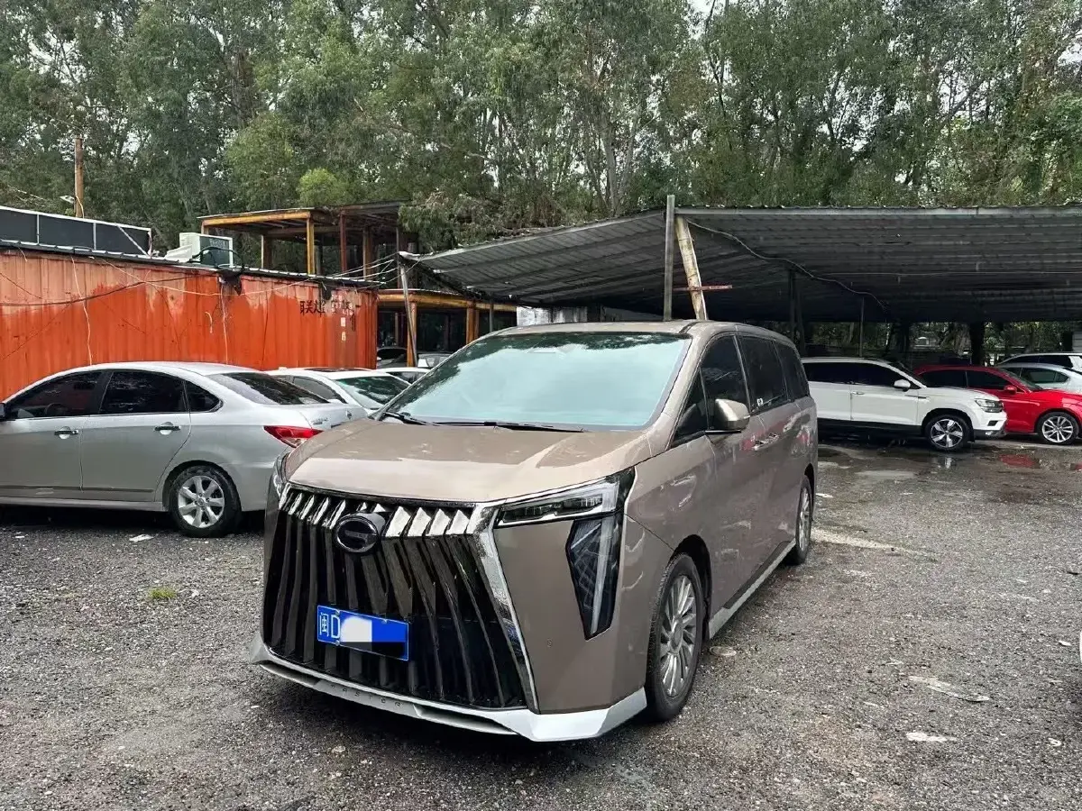 2023 GAC Trumpchi M8 2.0T 252HP L4 8AT