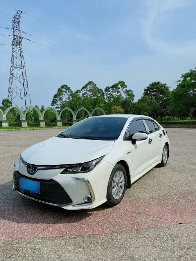 2023 Toyota Corolla 1.8L 98HP L4 E-CVT Hybrid