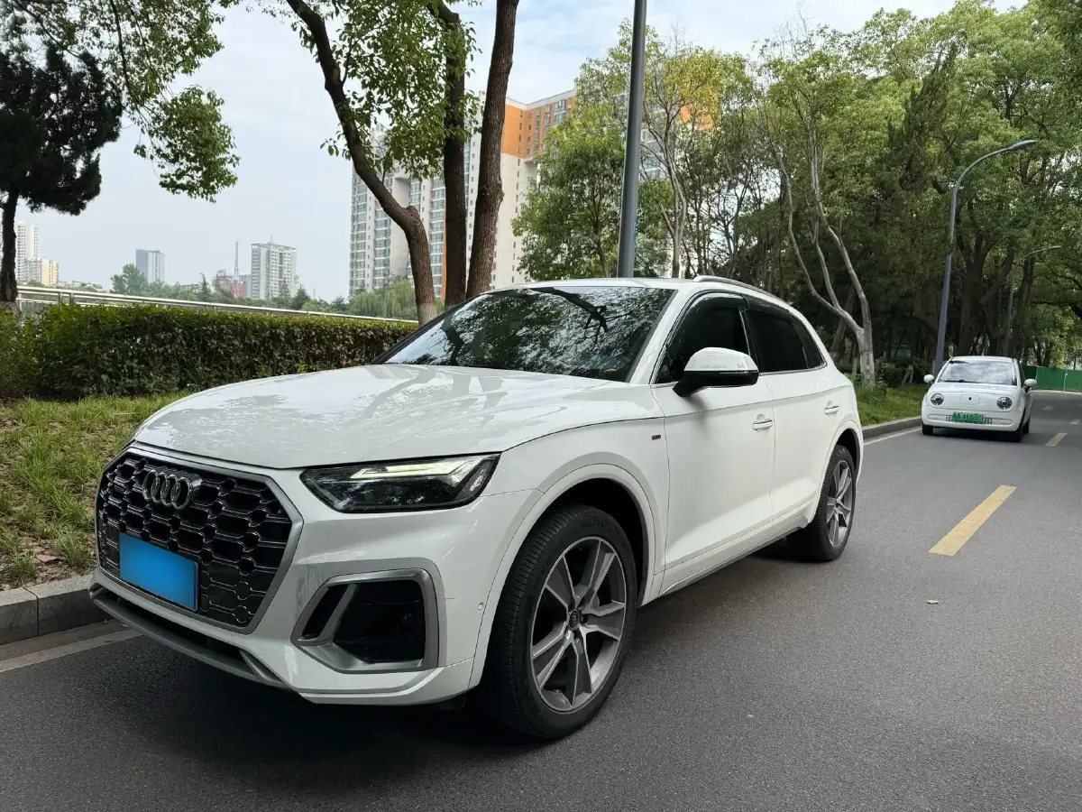 2022 Audi Q5L 2.0T 190HP L4 7DCT