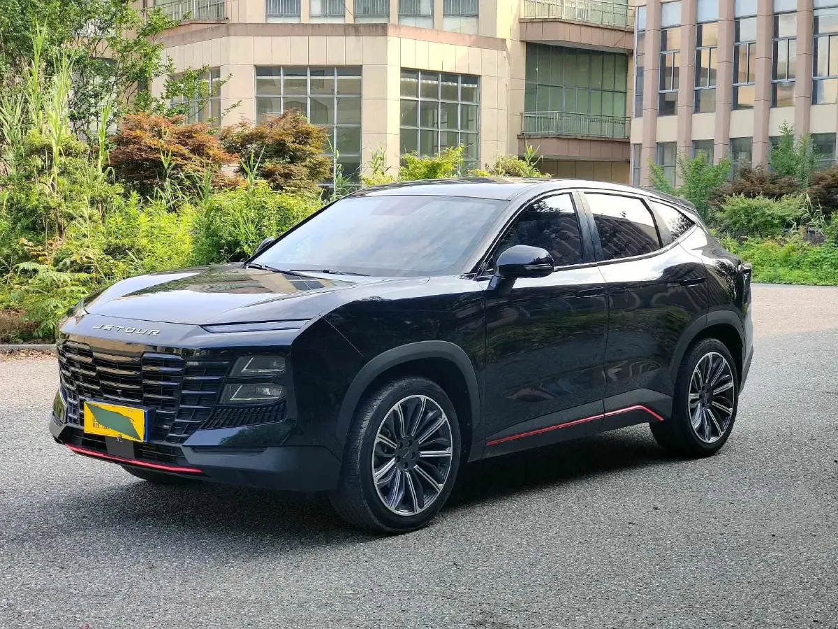 2022 Jetour DASHING 1.6T 197HP L4 7DCT
