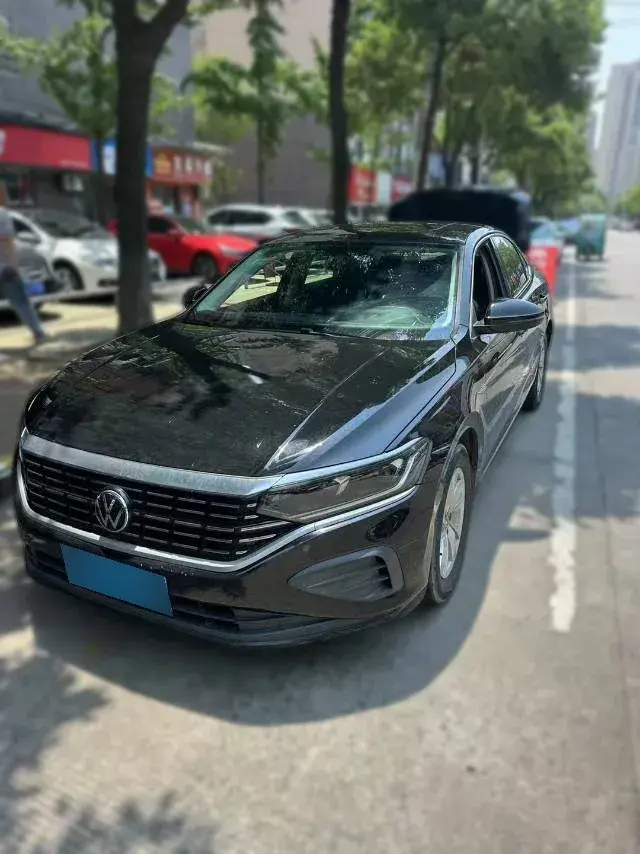 2022 Volkswagen Passat 1.4T 150HP L4 7DCT