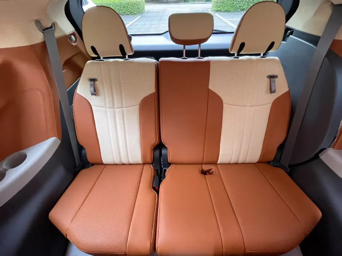 2024 Toyota Sienna 2.5L 189HP L4 E-CVT Hybrid,autocango,china used car exporter,china ev exporter,chinese used car exporter,chinese used ev exporter