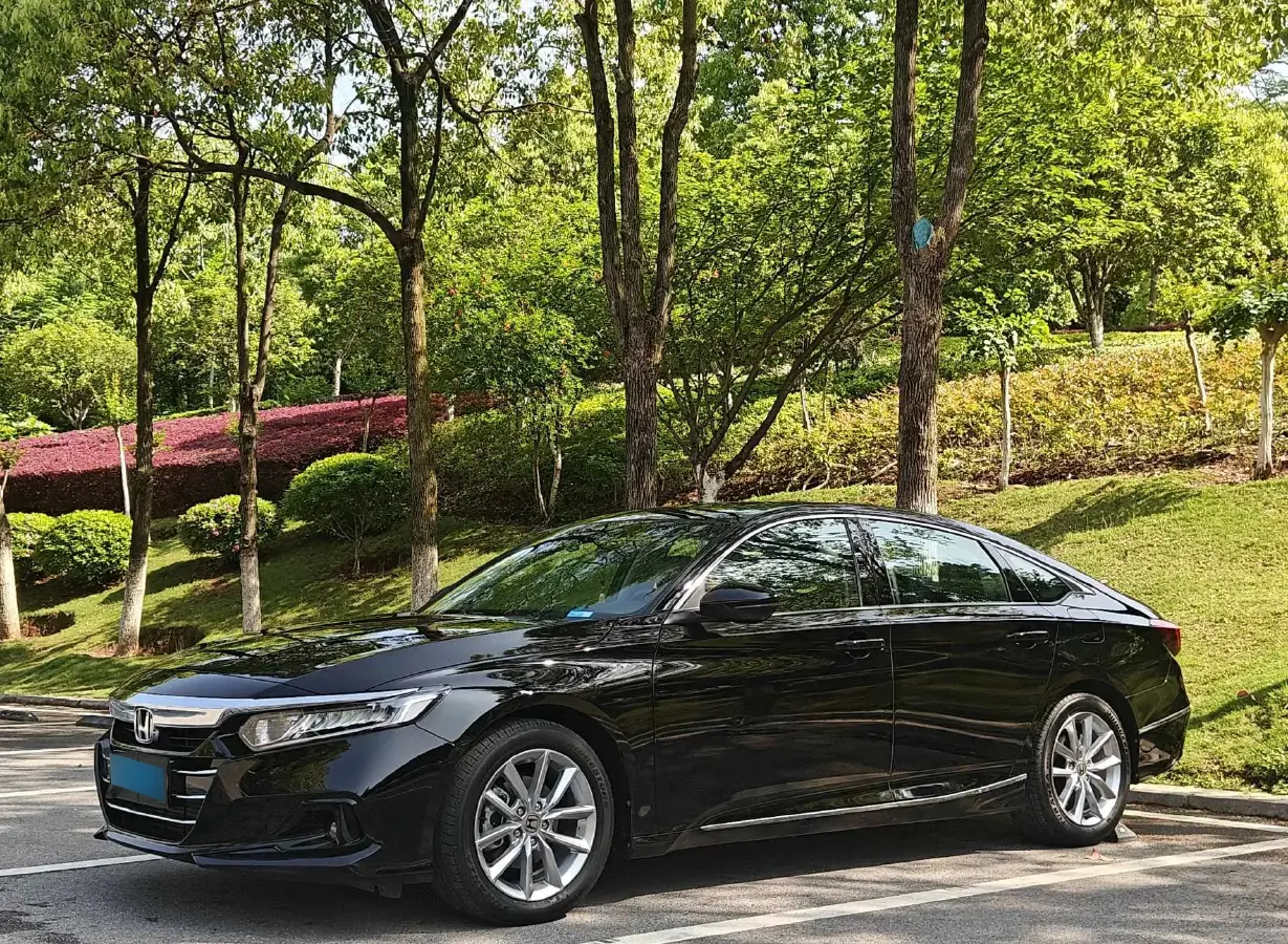 2022 Honda Accord 1.5T 194HP L4 CVT