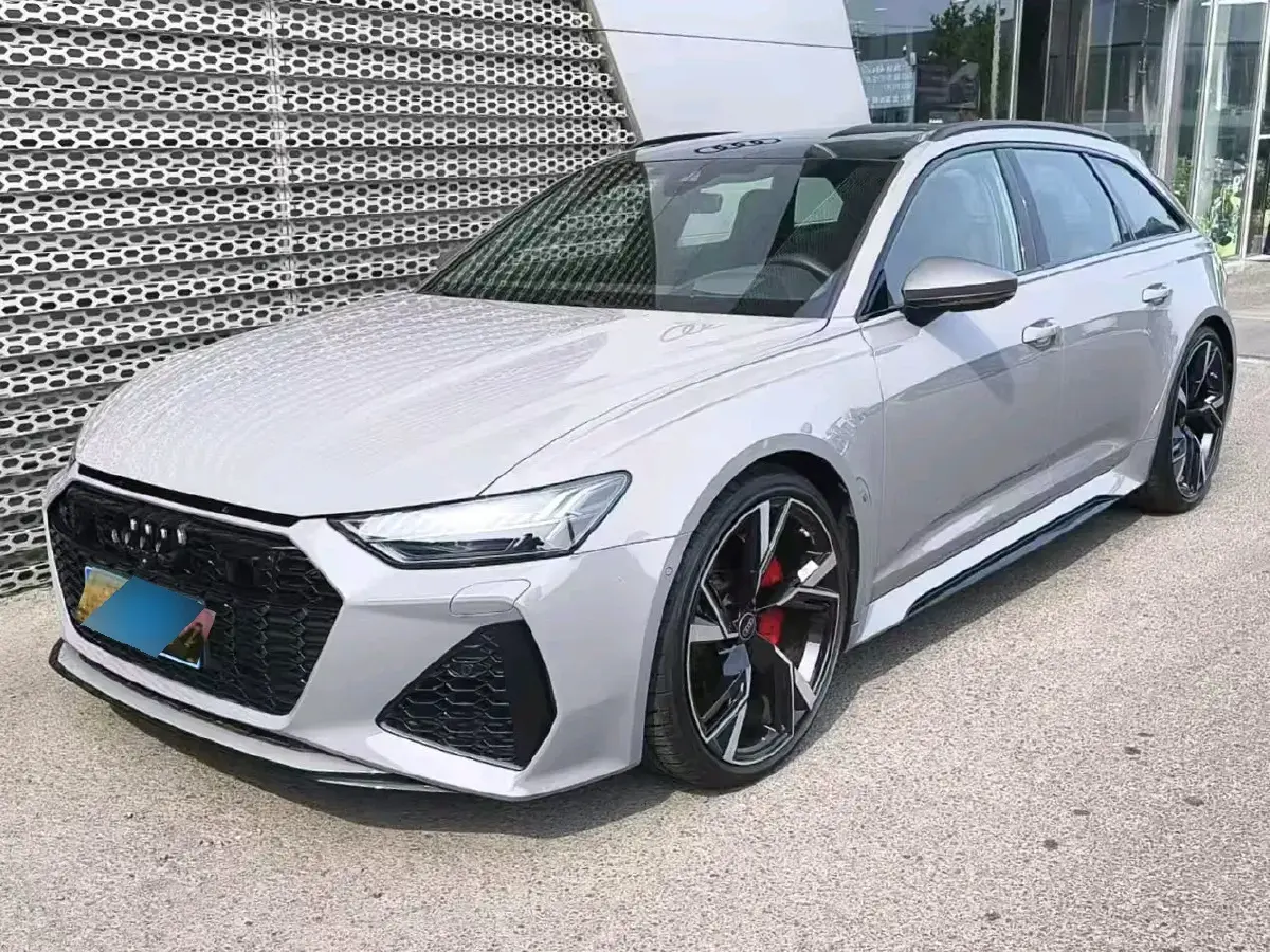 2024 Audi RS 6 4.0T 630HP V8 8AT