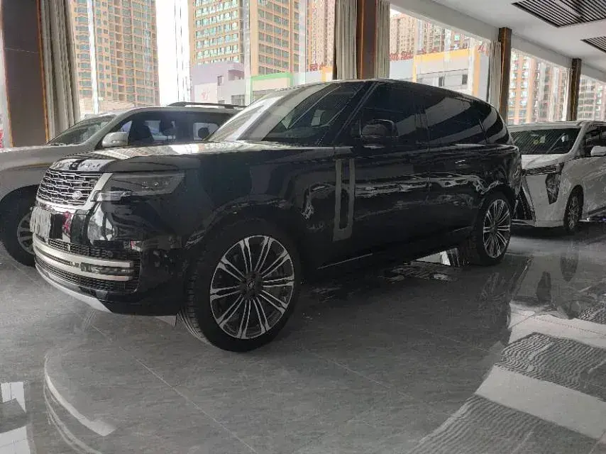 2025 Land Rover Range Rover 3.0T 400HP L6 8AT
