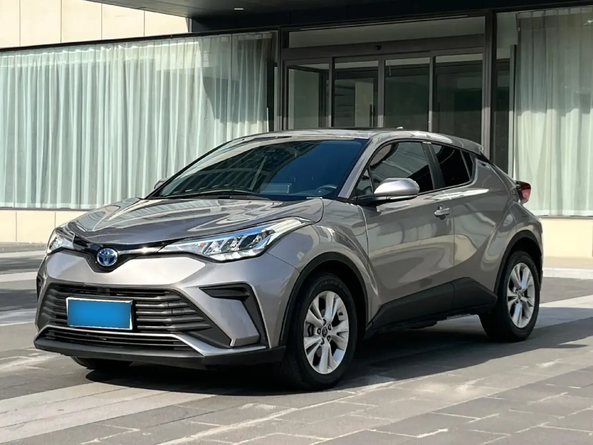 2021 Toyota Izoa 2.0L 146HP L4 E-CVT Hybrid