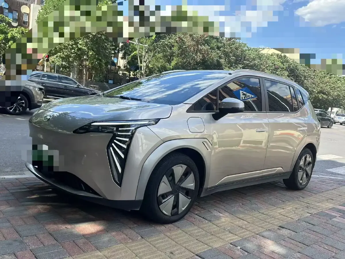 2023 Aion Y BEV 61.7KWH