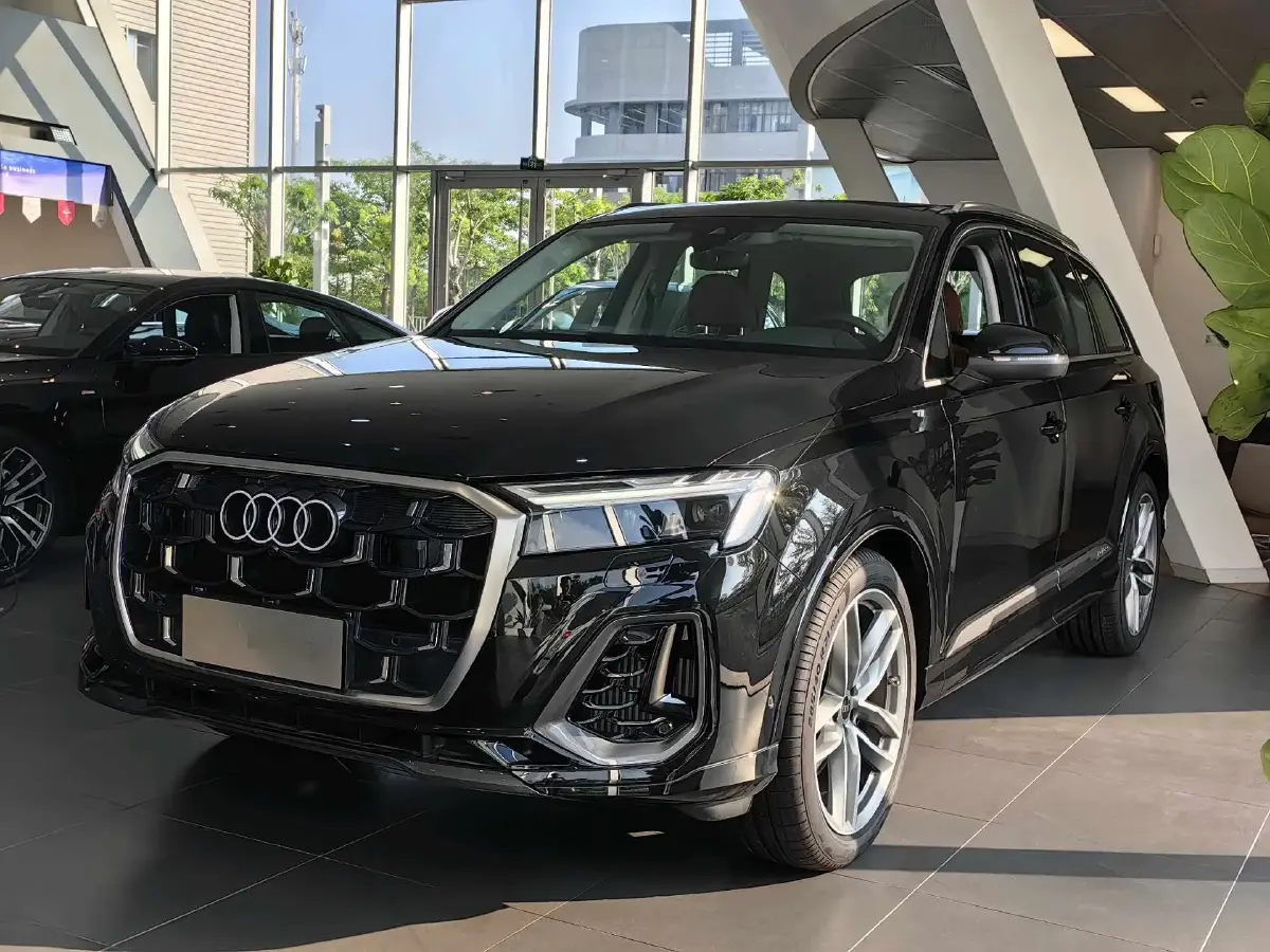 2024 Audi Q7 2.0T 265HP L4 8AT
