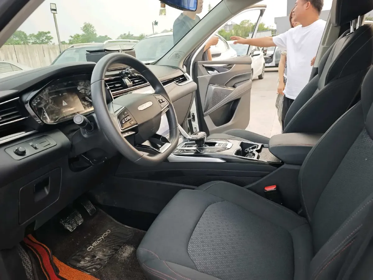 2021 MAXUS Euniq 6 BEV 70KWH,autocango,china used car exporter,china ev exporter,chinese used car exporter,chinese used ev exporter