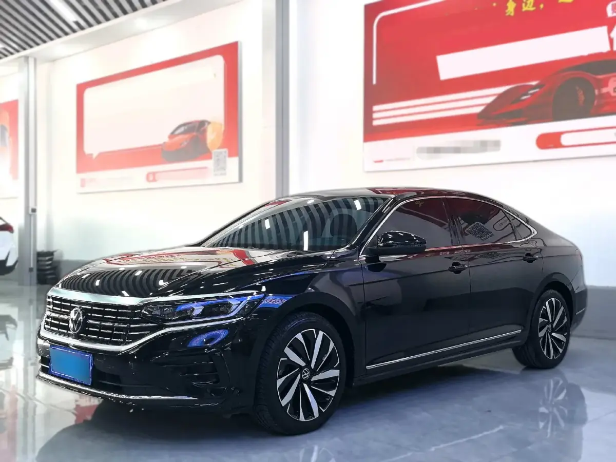 2022 Volkswagen Passat 2.0T 186HP L4 7DCT