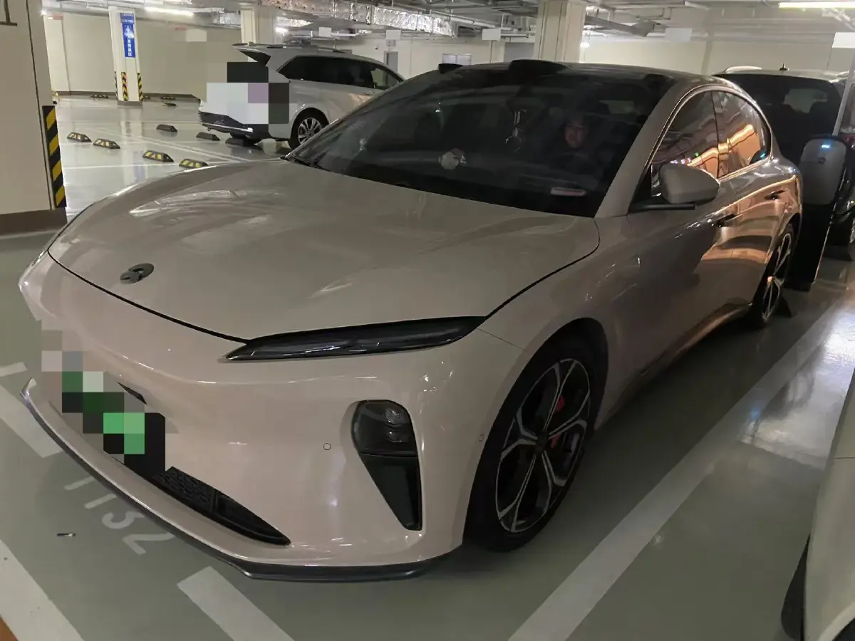 2022 NIO ET5 BEV 75KWH
