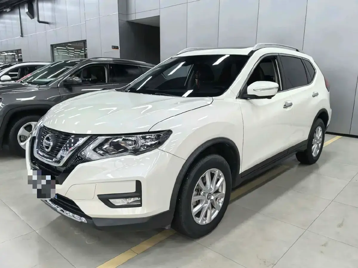 2021 Nissan X-Trail 2.0L 151HP L4 CVT