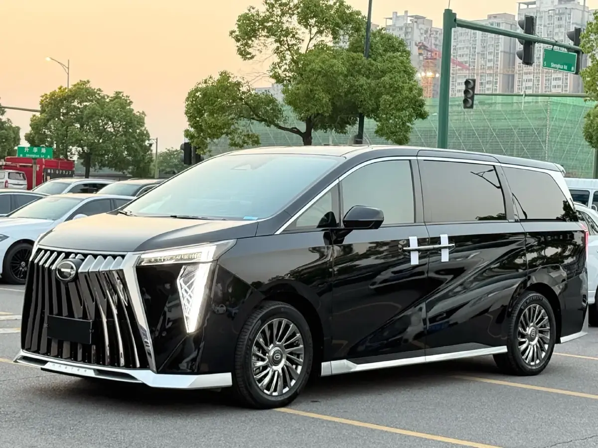 2023 GAC Trumpchi M8 2.0T 252HP L4 8AT