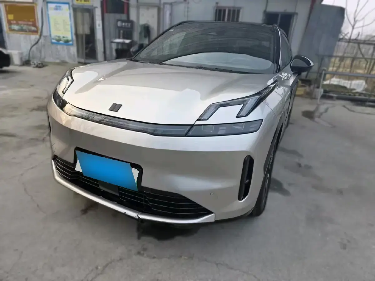 2023 LYNK&CO 08 EM-P 1.5T 163HP L4 3DHT PHEV 39.8KWH