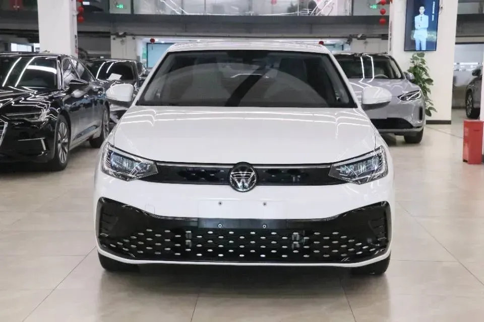 2025 Volkswagen Lavida 1.5L 110HP L4 6AT,autocango,china used car exporter,china ev exporter,chinese used car exporter,chinese used ev exporter