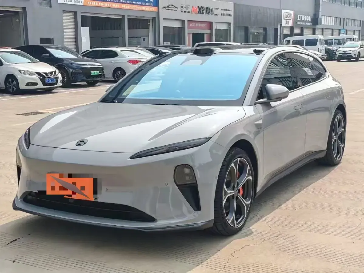 2024 NIO ET5T BEV 75KWH