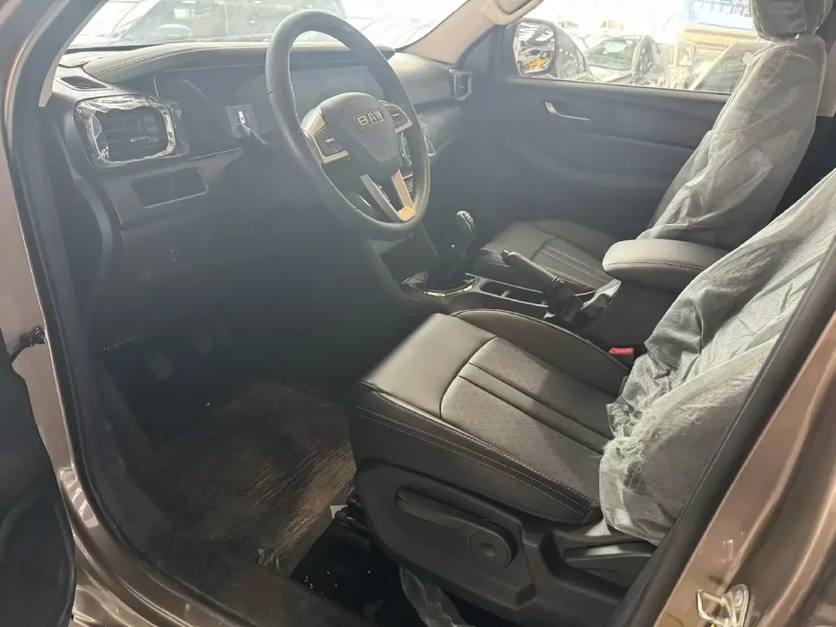 2023 BAW Calorie 2.0L 144HP L4 8AT,autocango,china used car exporter,china ev exporter,chinese used car exporter,chinese used ev exporter